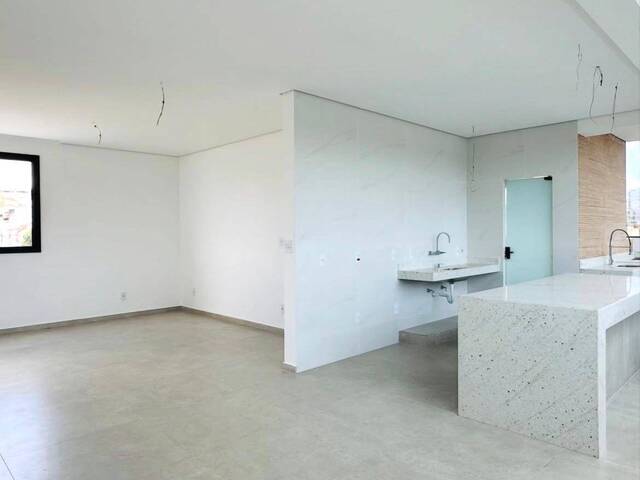 #10 - Apartamento para Venda em Contagem - MG - 2