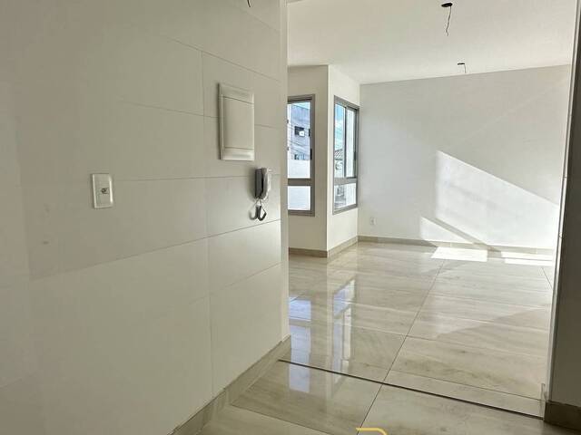 #19 - Casa para Venda em Contagem - MG - 3