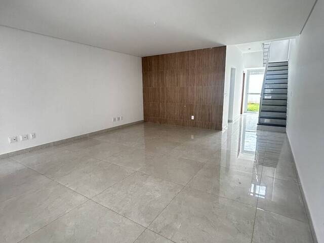 Casa para Venda em Contagem - 5