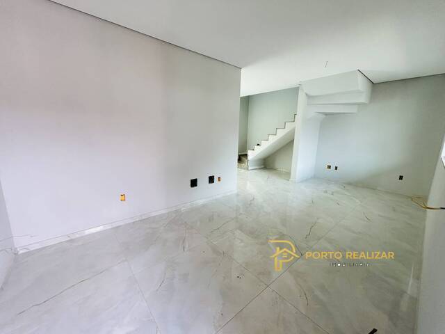 Casa para Venda em Contagem - 2