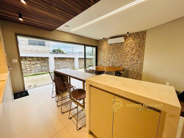 Casa para Venda em Contagem - 3