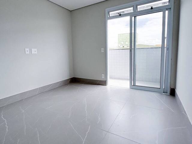 Apartamento para Venda em Contagem - 5