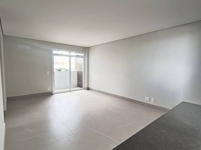 Apartamento para Venda em Contagem - 4